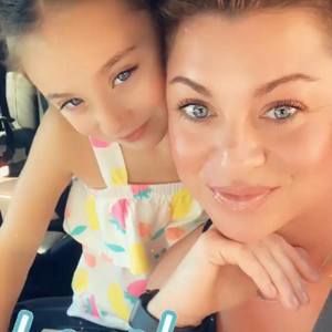 Meet your Posher, Sharra